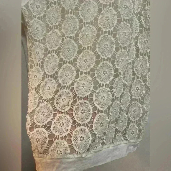 Ann Taylor LOFT - Women’s 3/4 Sleeve White Layered Embroidered Top - Size S - Picture 3 of 6